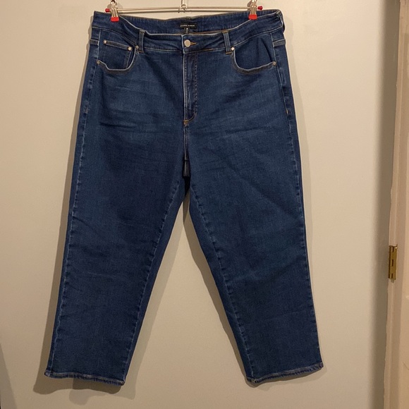 Universal Standard | Etta High Rise Straight Leg Jeans - Picture 3 of 4